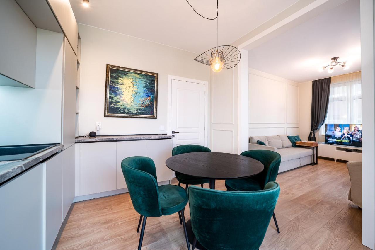 Smart Central Apartment Варна Екстер'єр фото