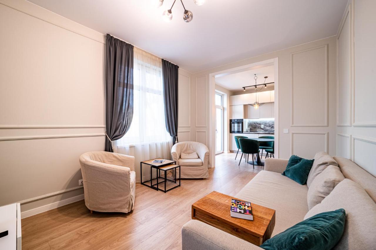 Smart Central Apartment Варна Екстер'єр фото
