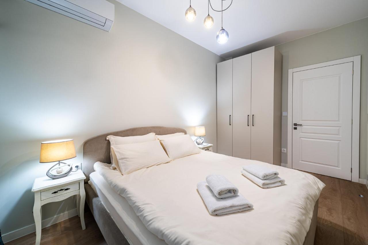 Smart Central Apartment Варна Екстер'єр фото